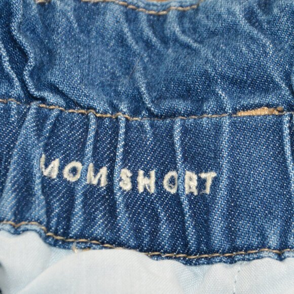 American Eagle Denim Mom Short - Picture 3 of 4